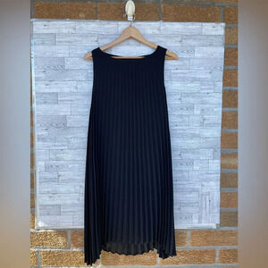 Babette Pleated classy Dress in black size small